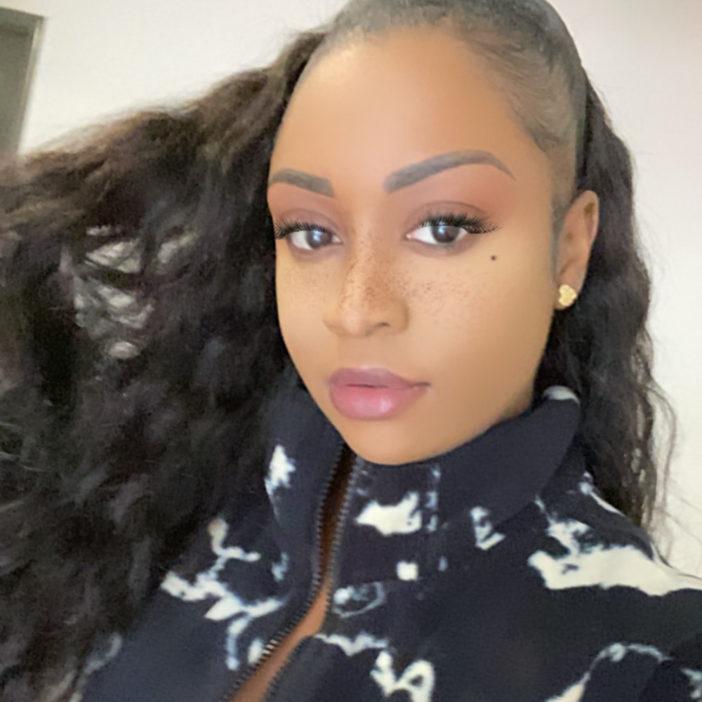Meet your Posher, Kiara